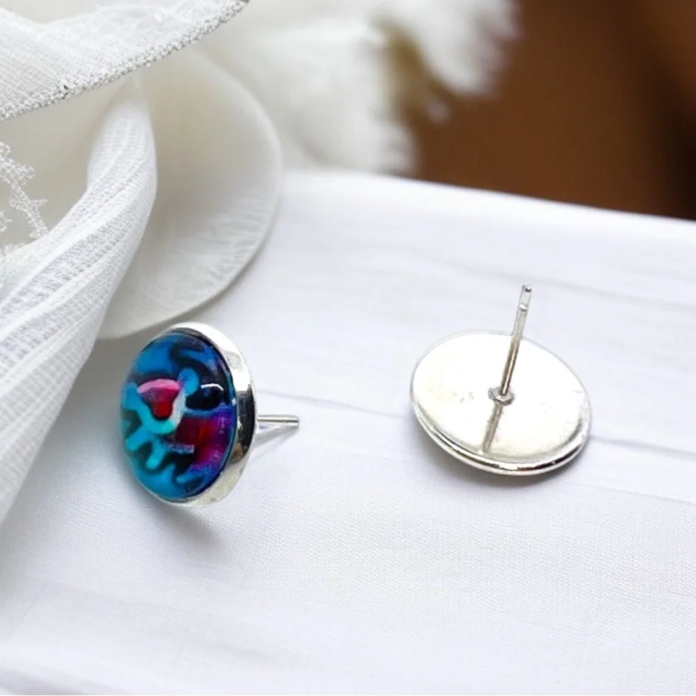 Roar into Style with Lion King Cabochon Stud Earrings! 🦁 NWT Studs